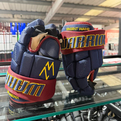 Warrior Custom Player Hockey Gloves - Custom Player Gloves